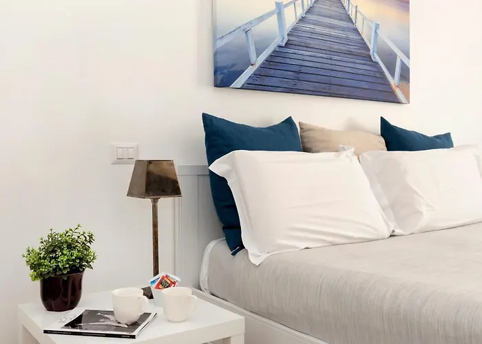Maison Piazza Cavour 4*