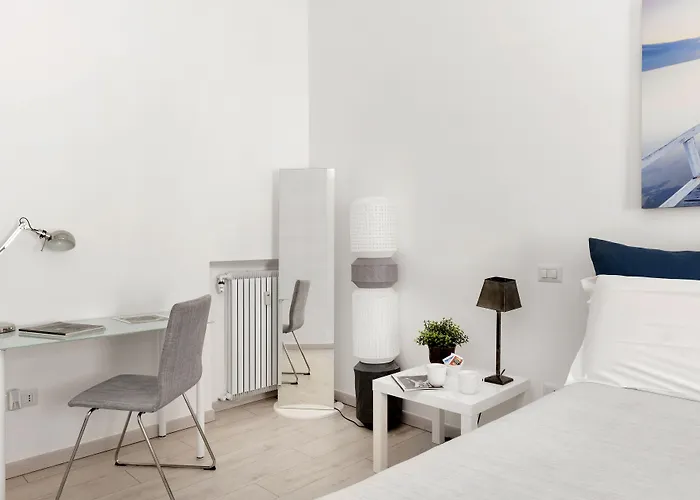Konukevi Maison Piazza Cavour 4*